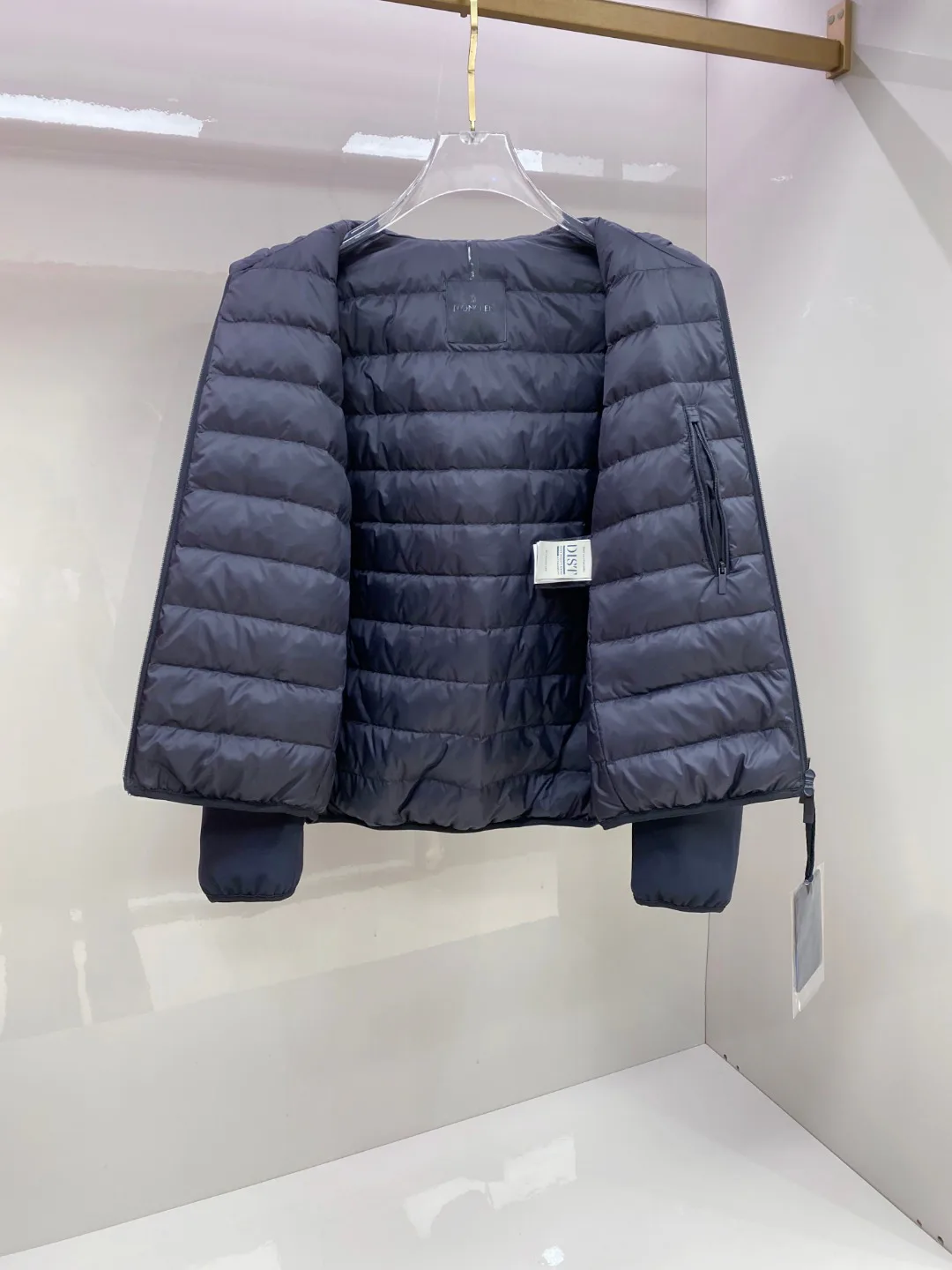 Куртки И Пуховики Мужские Moncler 1129768