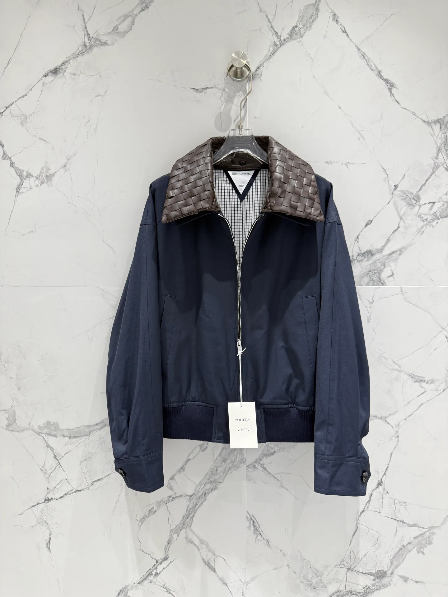 Кожаные Куртки И Дублёнки Женские Bottega Veneta 18194905