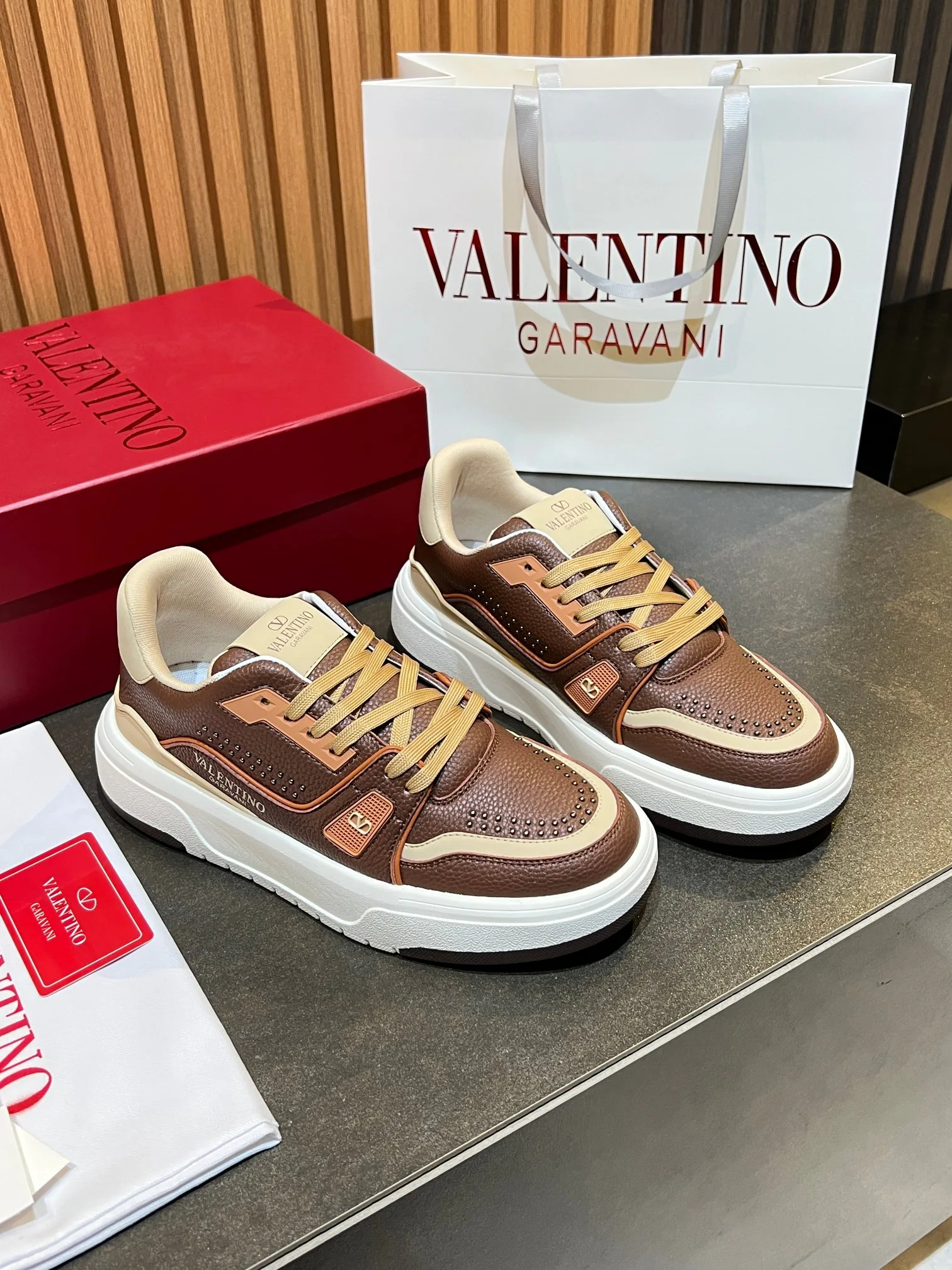 Кроссовки Женские Valentino 11575975