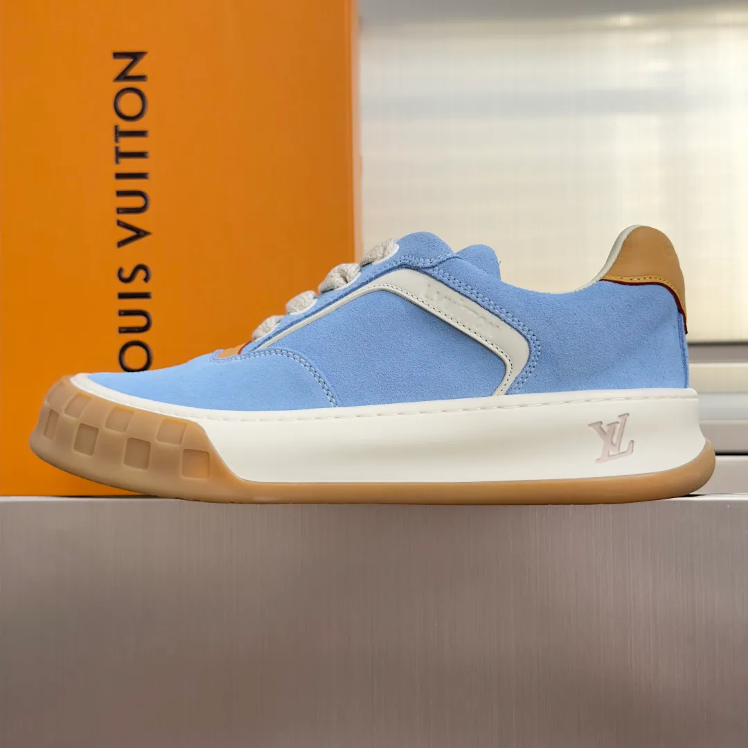 Кроссовки Мужские Louis Vuitton 18703786