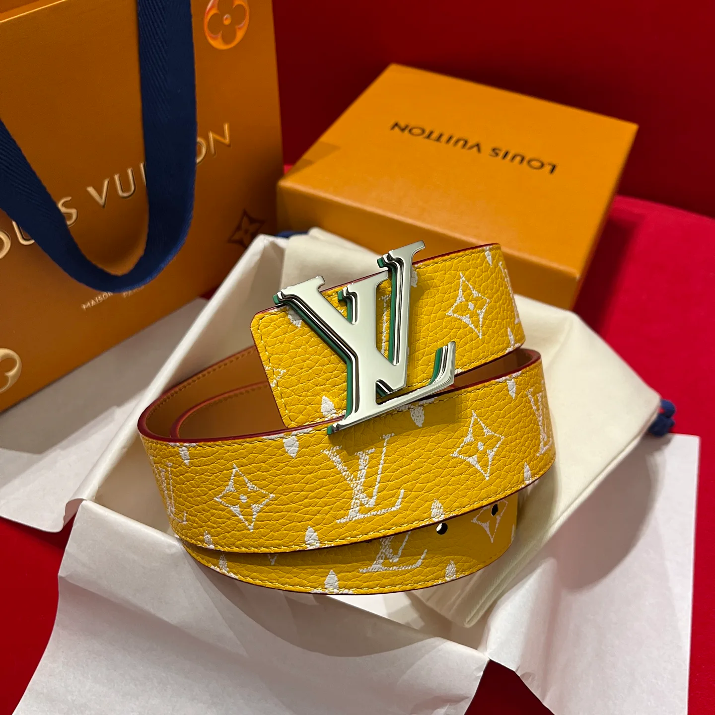 Ремни Louis Vuitton 17645328