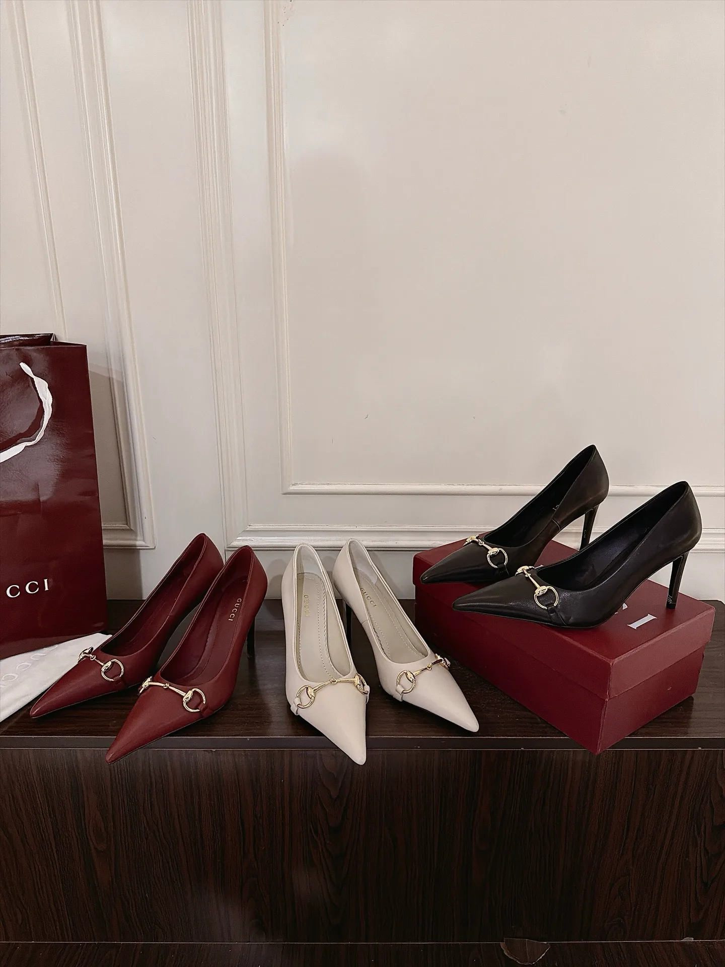 Туфли Женские Gucci 18725906