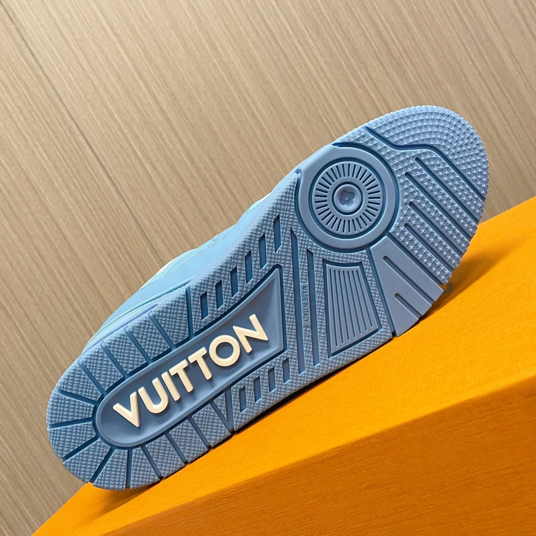 Кроссовки Женские Louis Vuitton 3470500