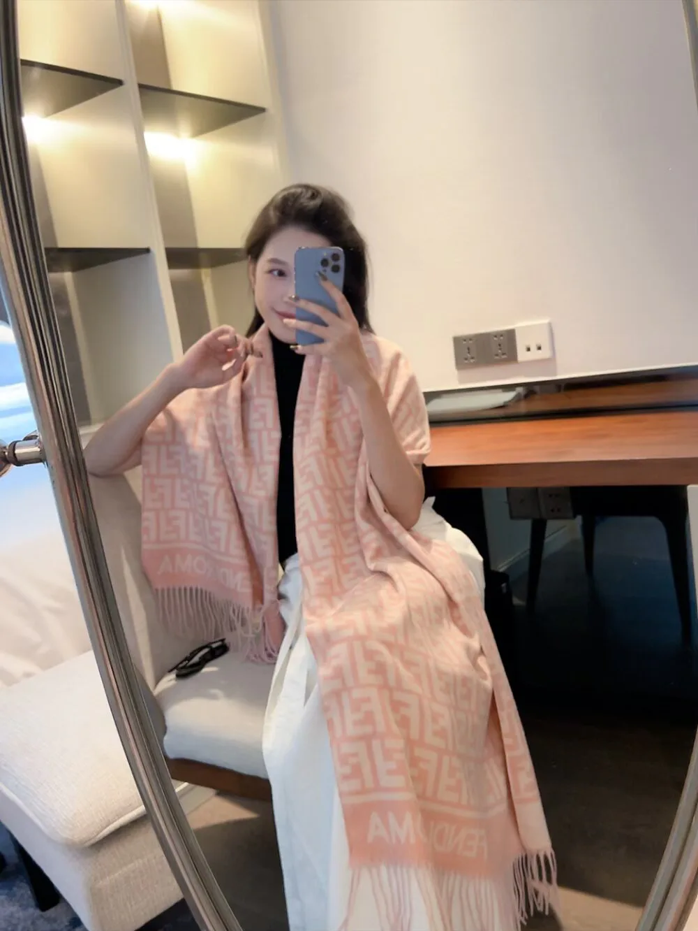 Шарфы Fendi 18002908
