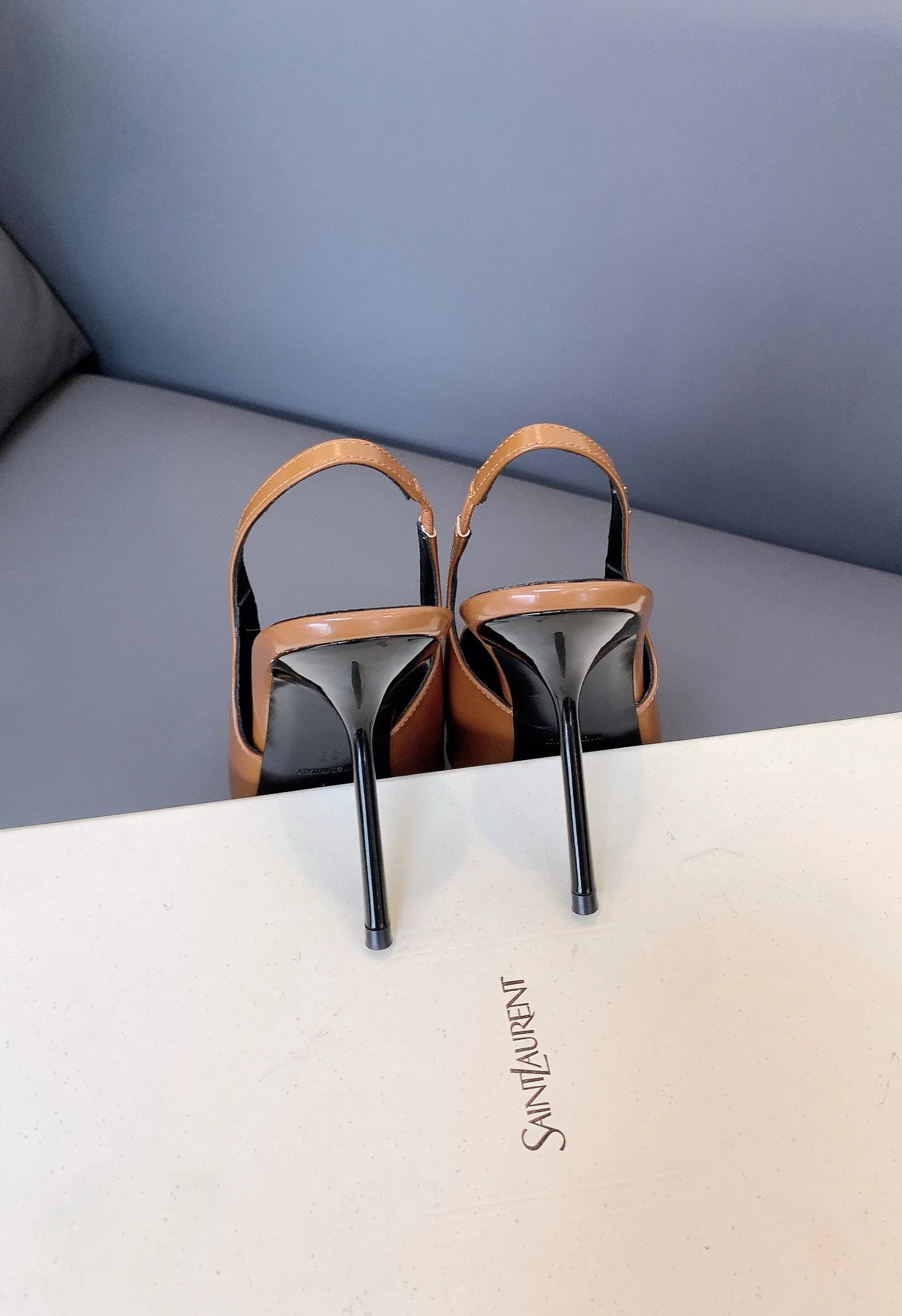 Туфли Женские Saint Laurent 19667584