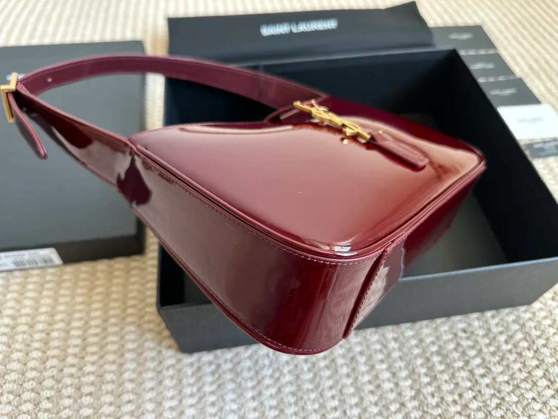 Классические Сумки Женские Saint Laurent 11526100