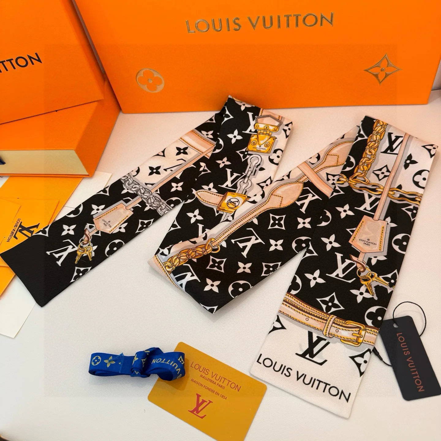 Платки Louis Vuitton 11888310