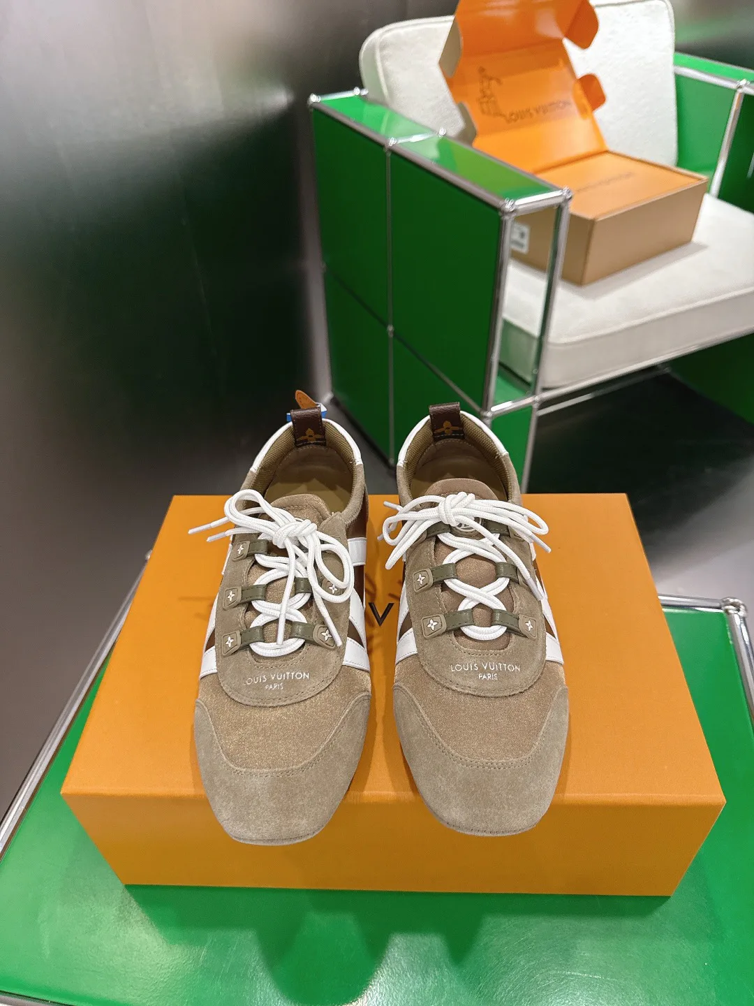 Кроссовки Женские Louis Vuitton 9632232