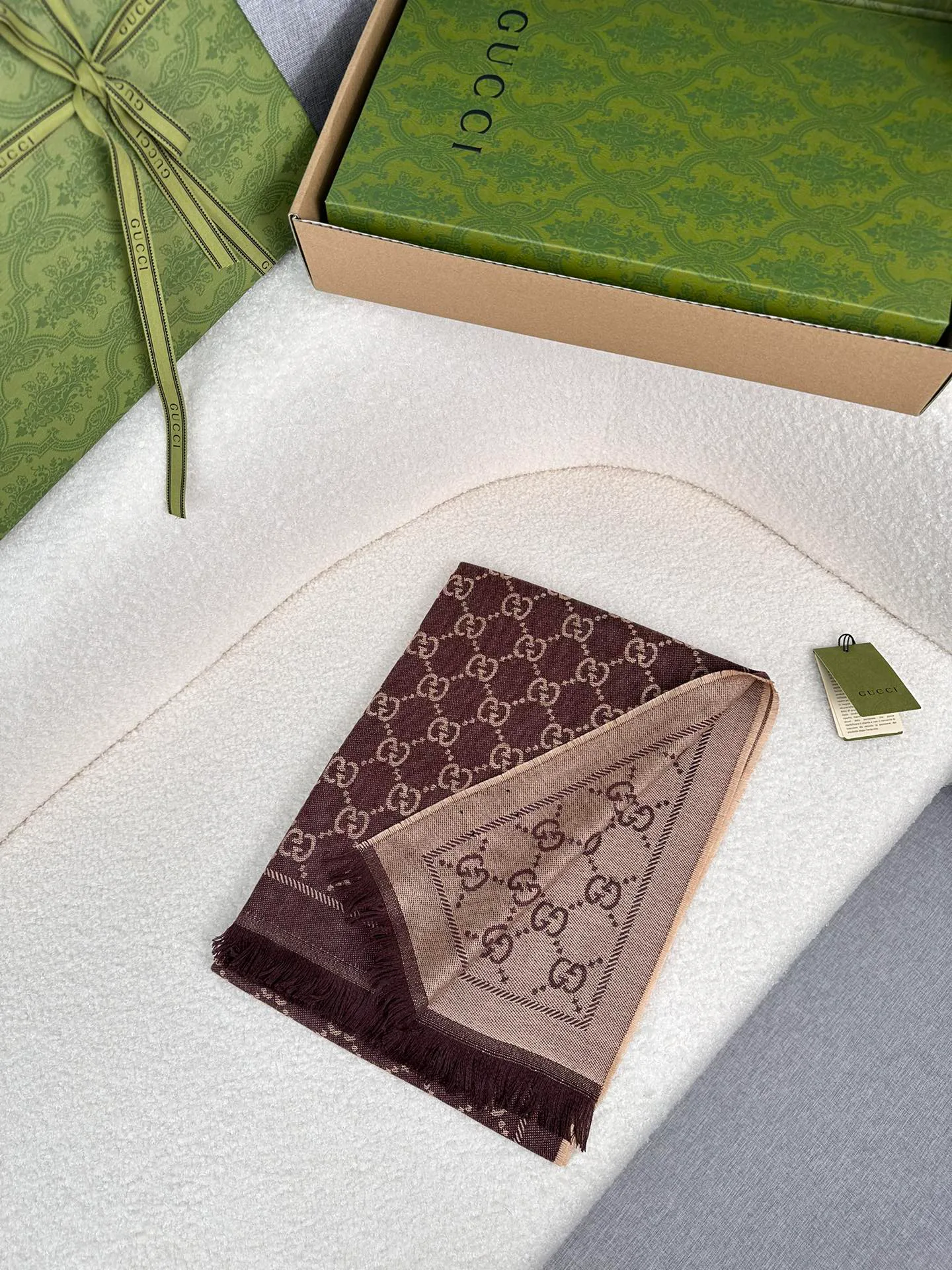 Шарфы Gucci 752749