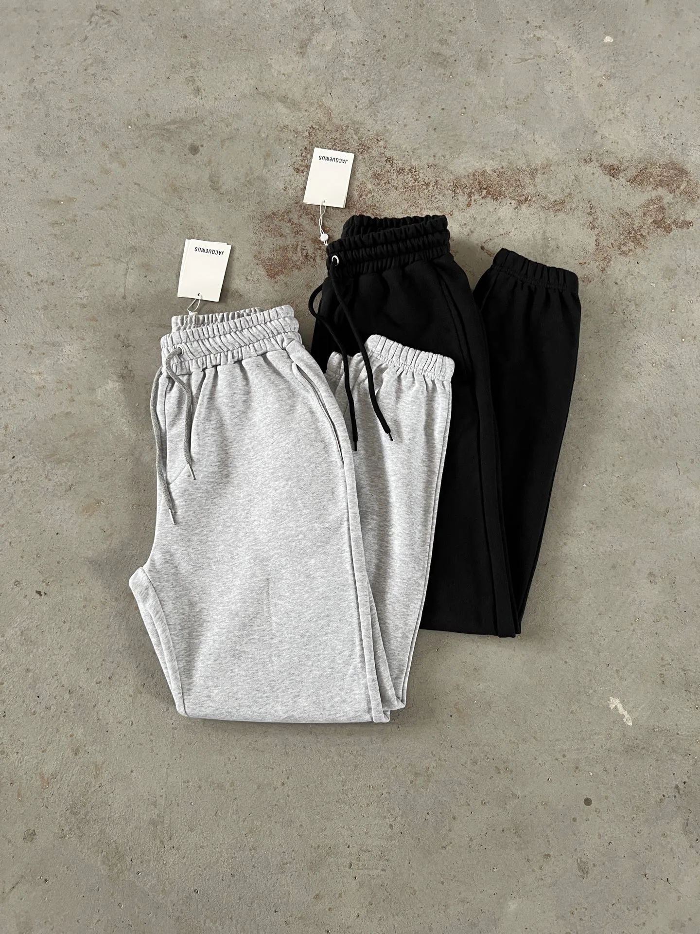 Брюки Женские Jacquemus 18212702
