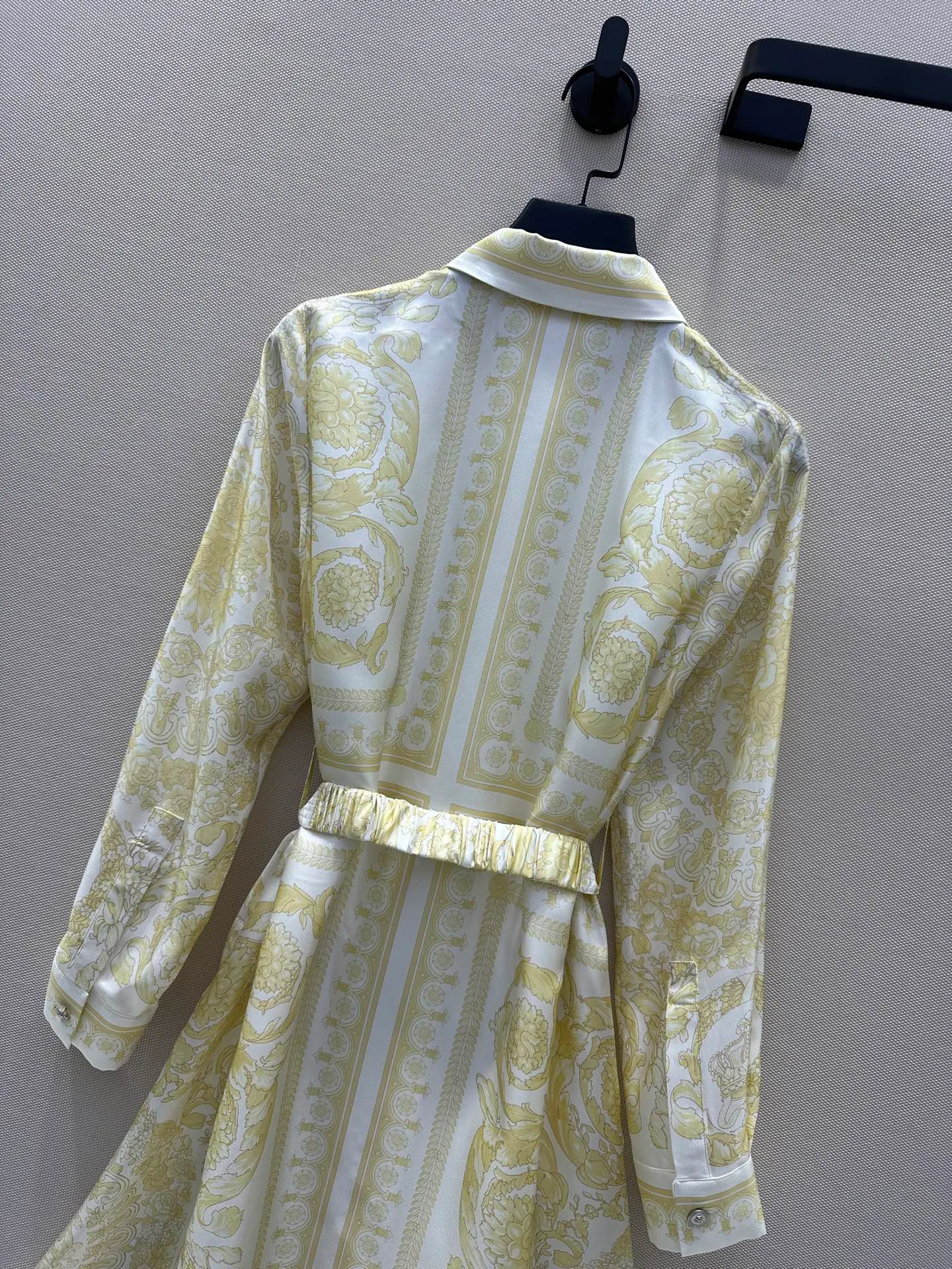 Платья Женские Versace 11401491