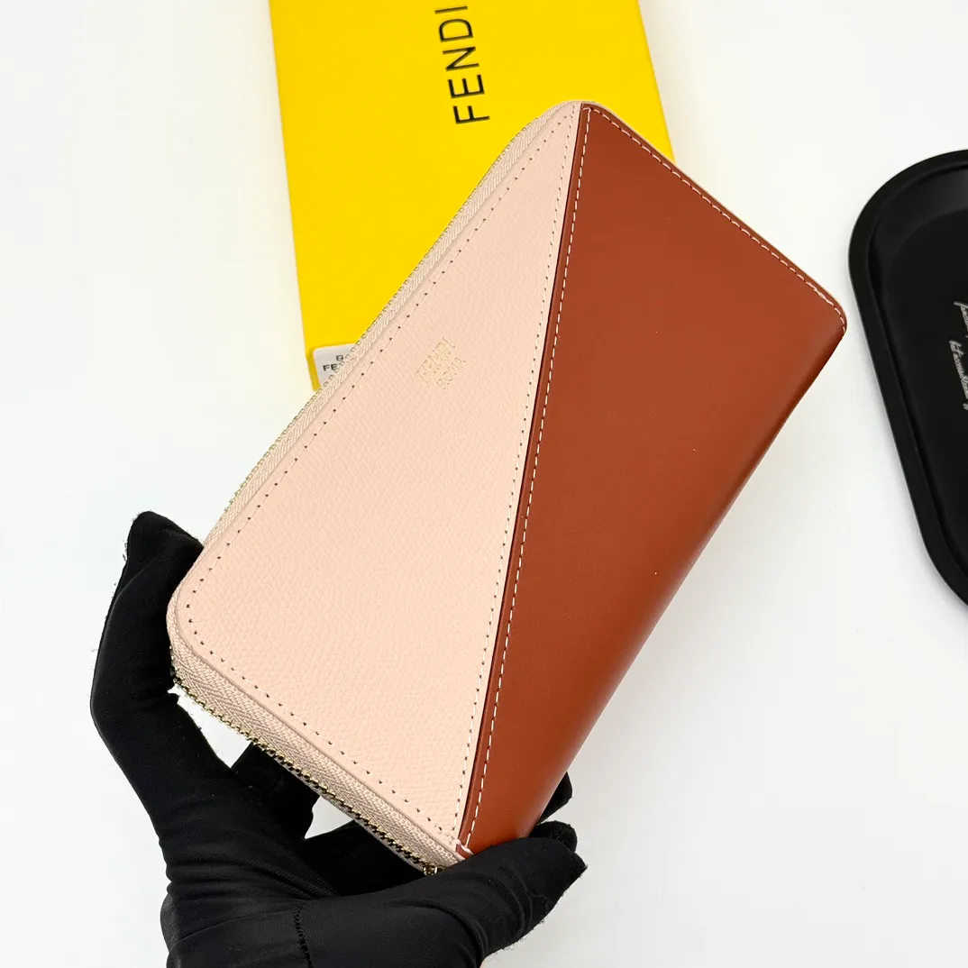 Клатчи Женские Fendi 442059