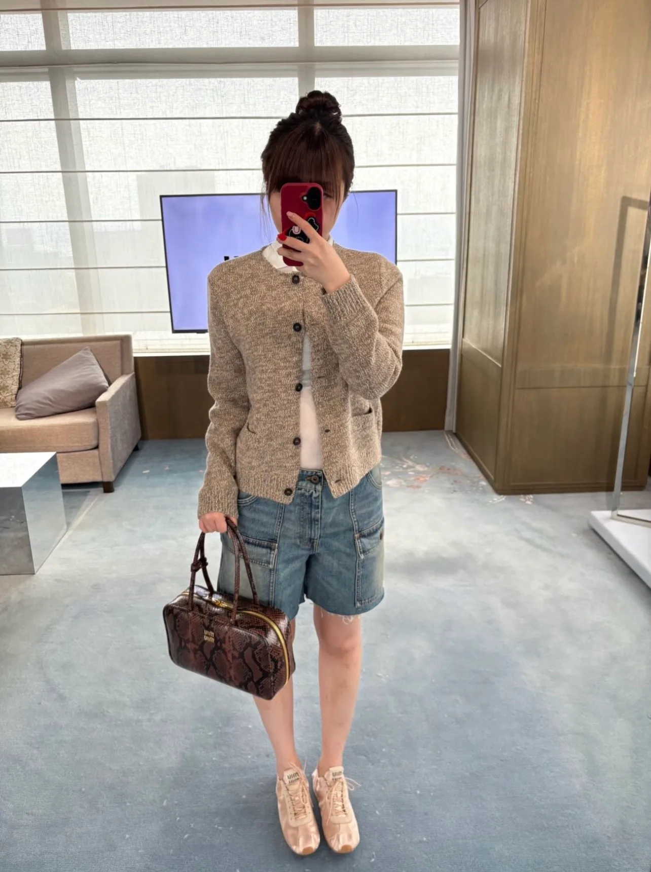 Шорты Женские Miu Miu 11578779