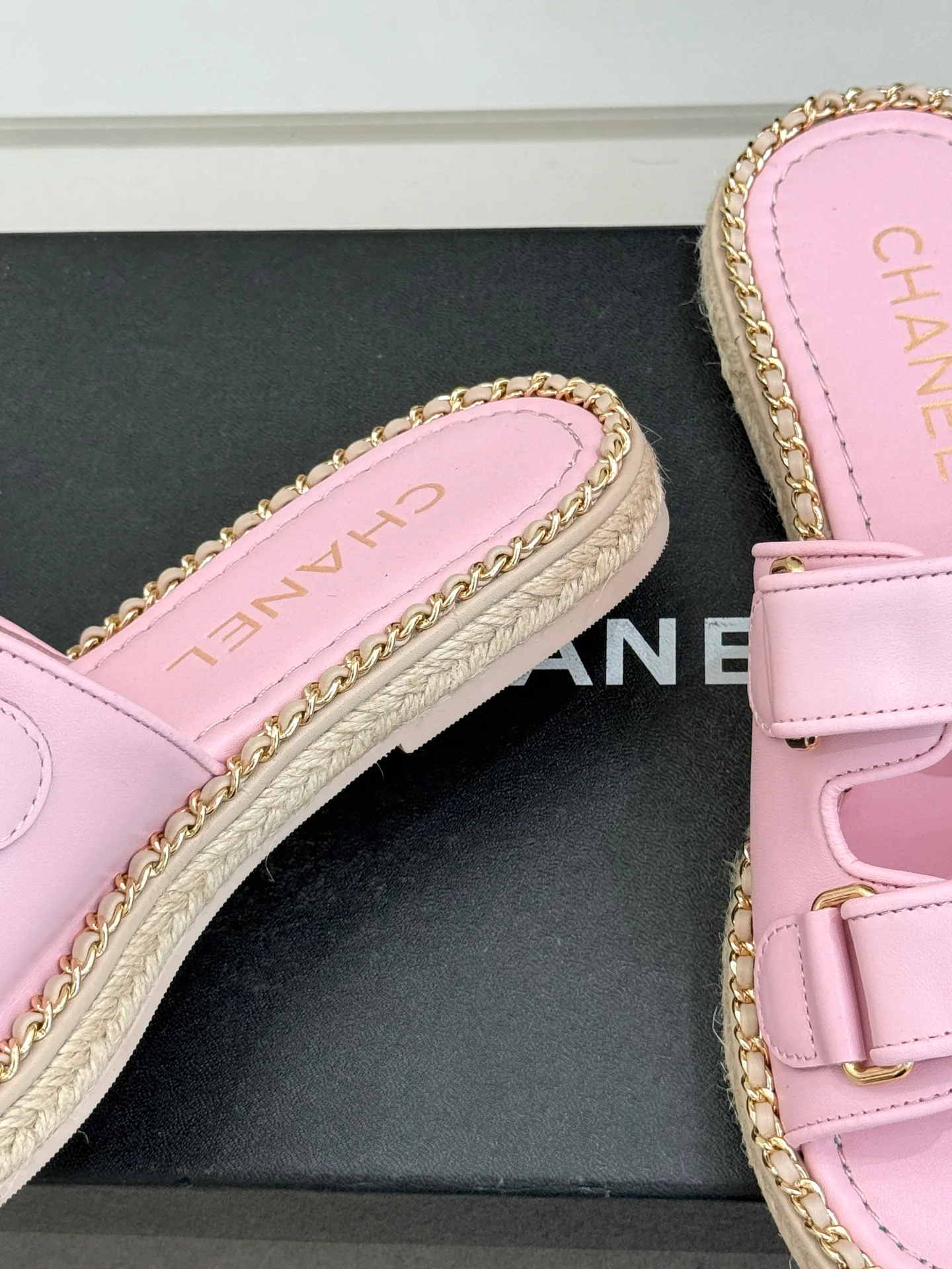 Шлепанцы Женские Chanel 1885759