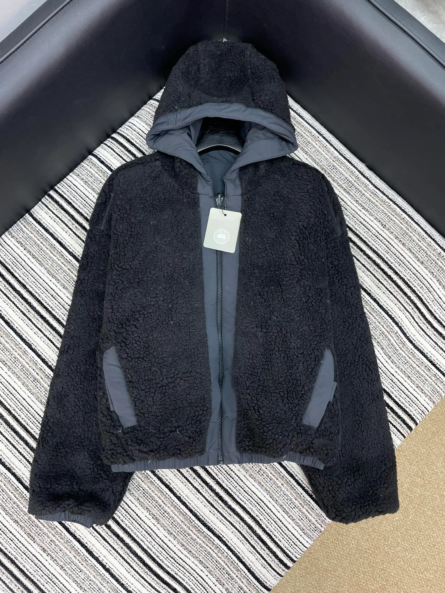 Куртки Женские Canada Goose 303653