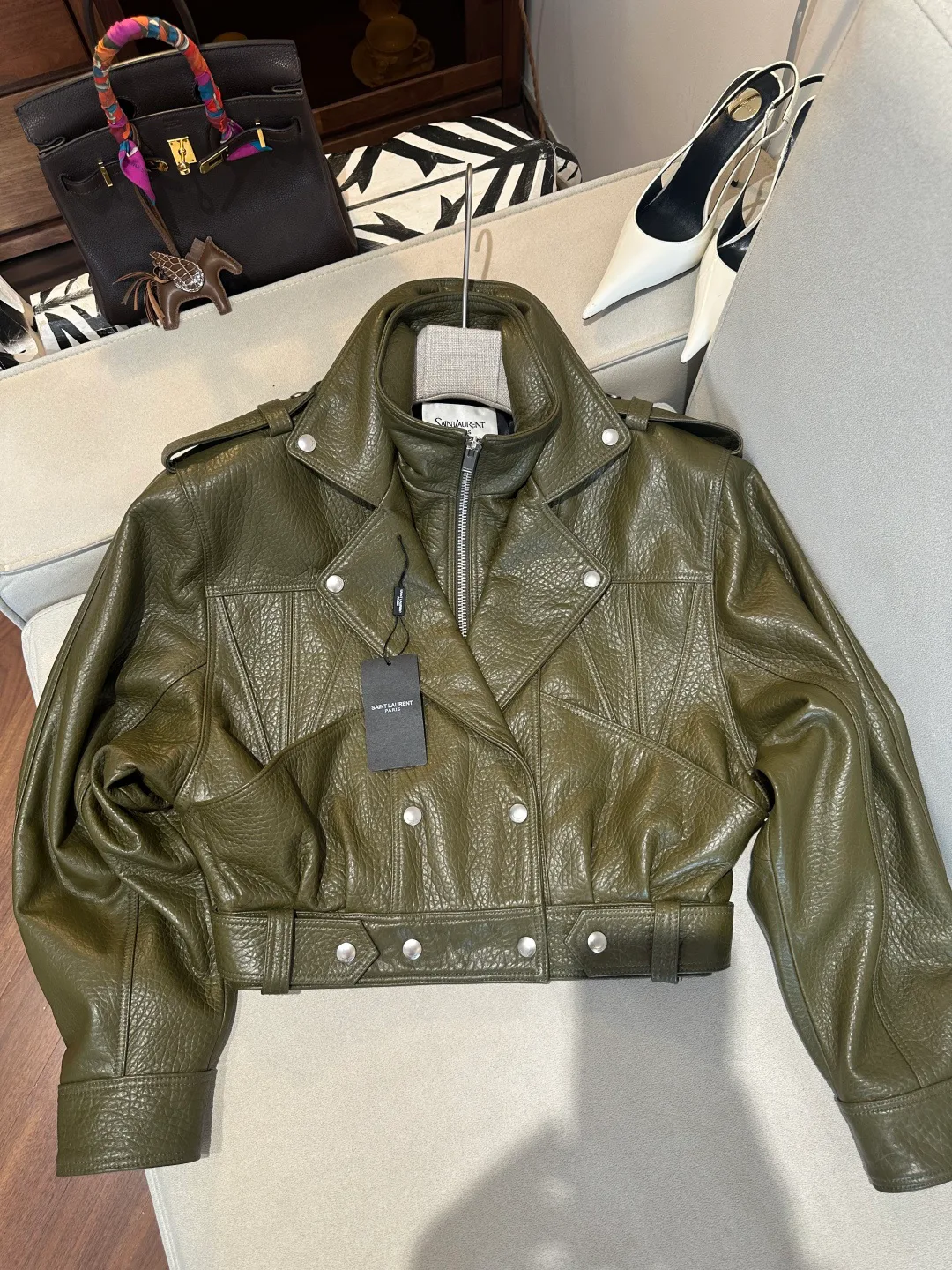 Кожаные Куртки И Дублёнки Женские Saint Laurent 18847550