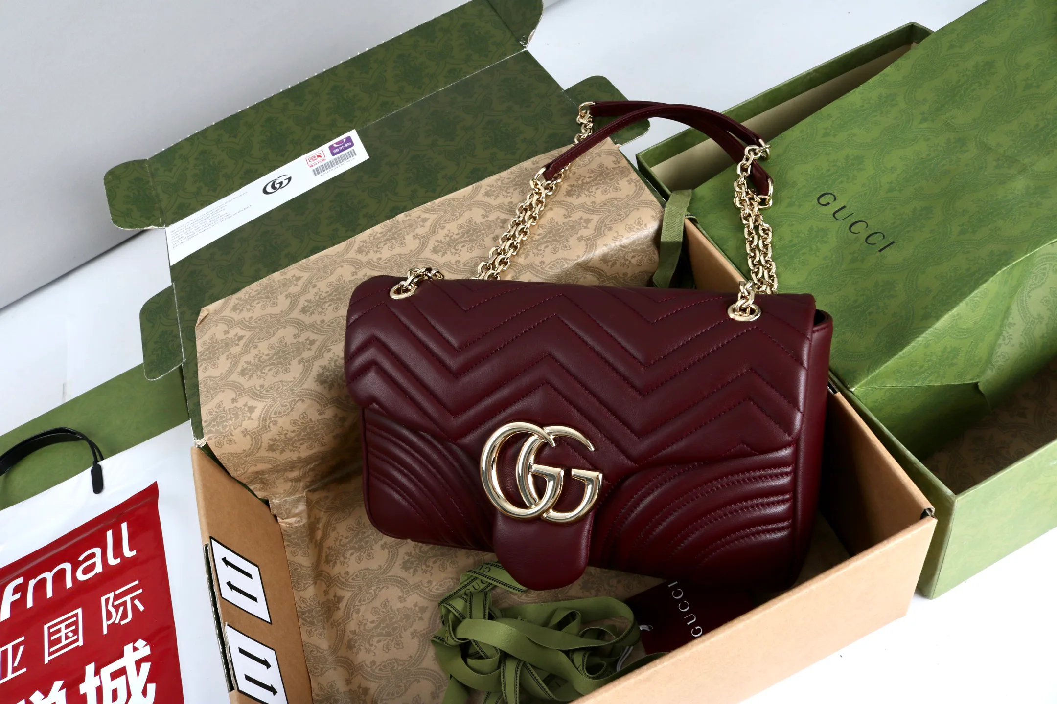 Классические Сумки Женские Gucci 18223238