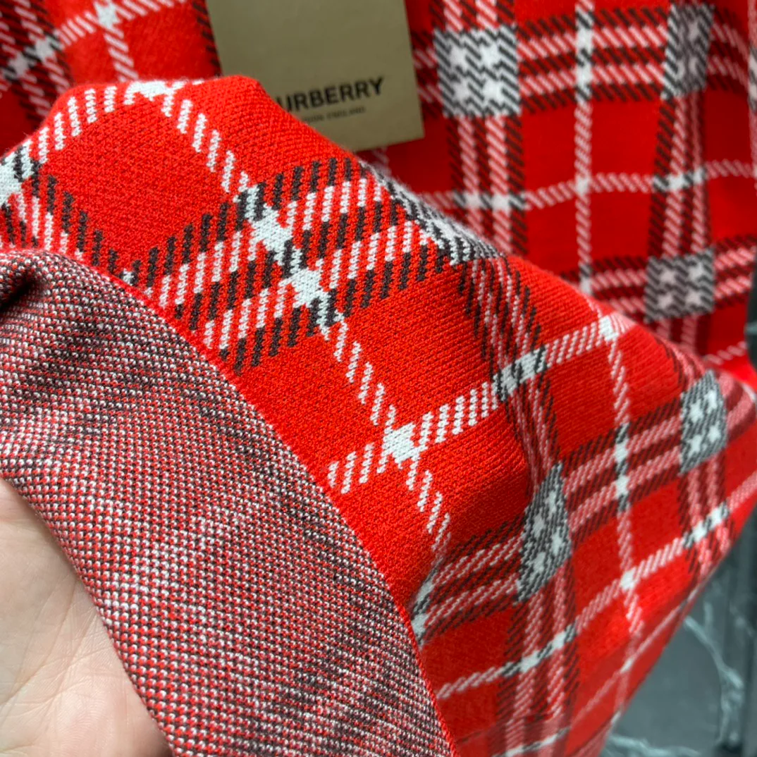 Платья Женские Burberry 2204302
