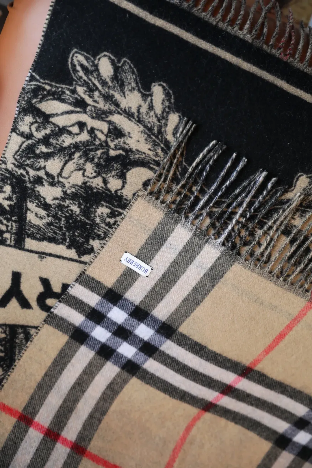 Шарфы Burberry 5049042