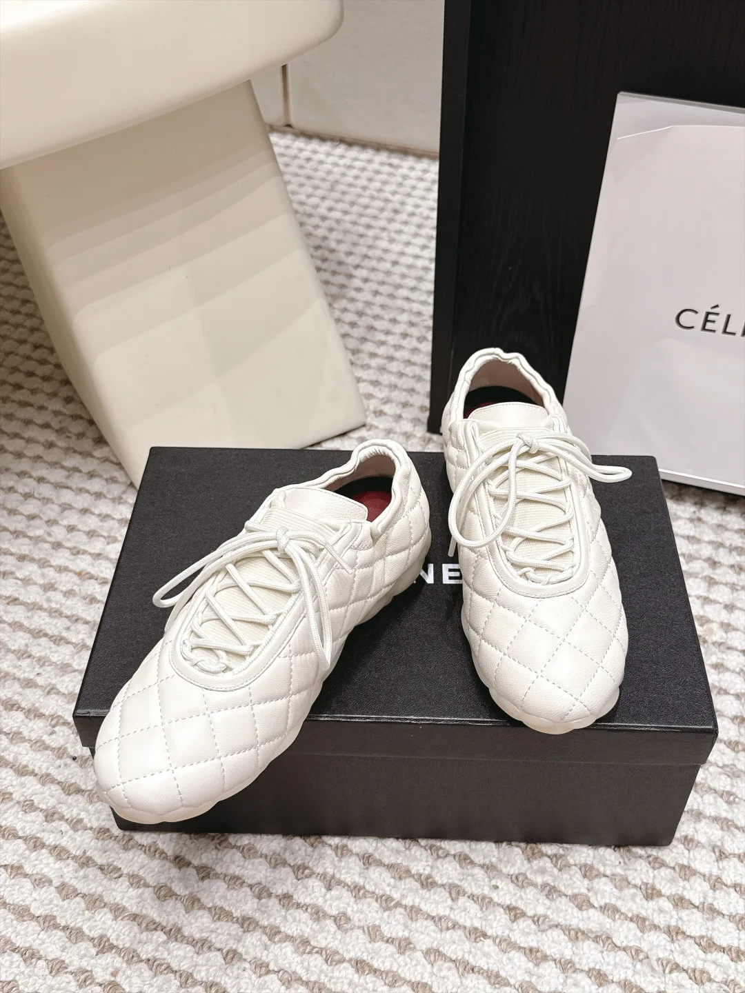 Кроссовки Женские Chanel 18034930
