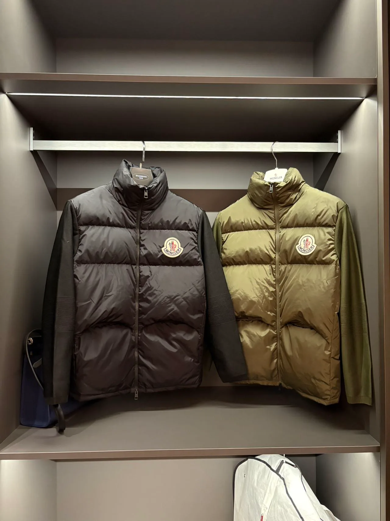 Куртки И Пуховики Мужские Moncler 17152782