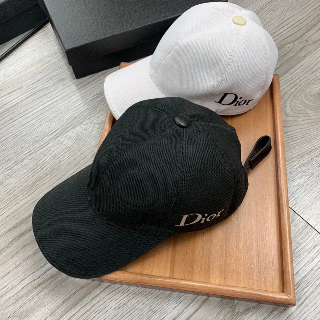 Головные Уборы Christian Dior 12882076