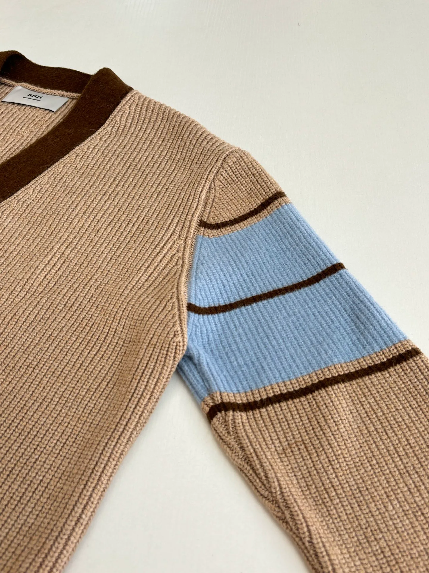 Свитеры Женские Ami Paris 226484