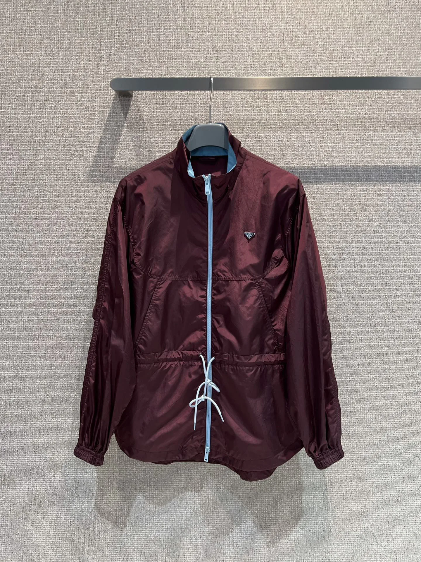 Куртки И Пуховики Женские Prada 9898164