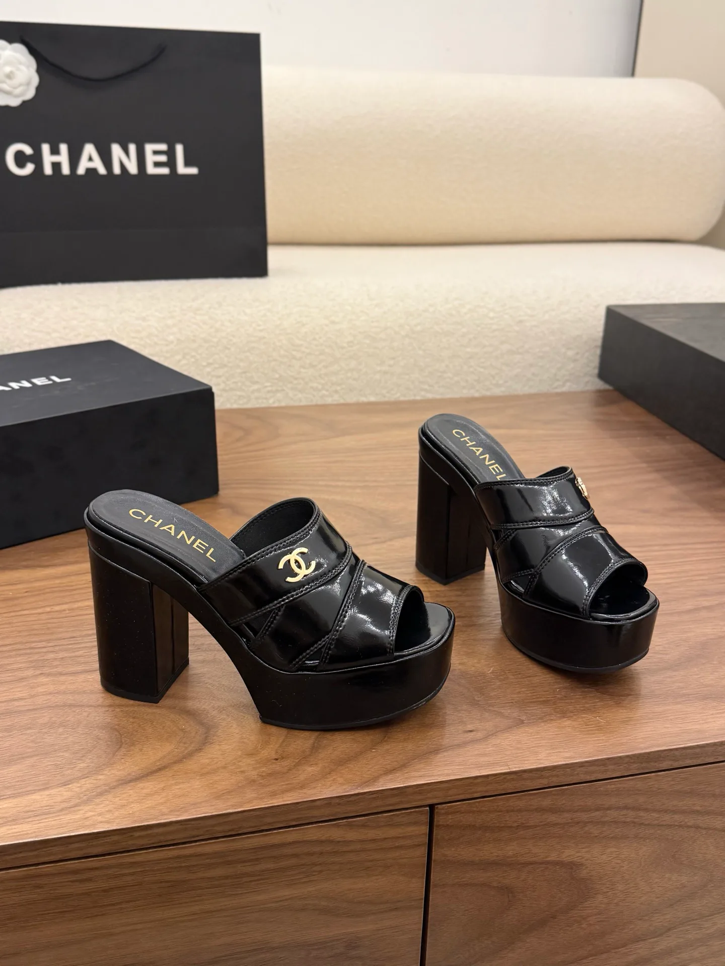 Туфли Женские Chanel 11756760