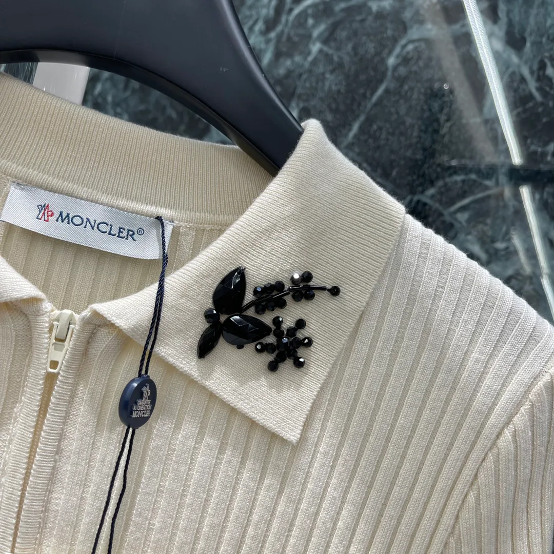 Футболки Женские Moncler 34828