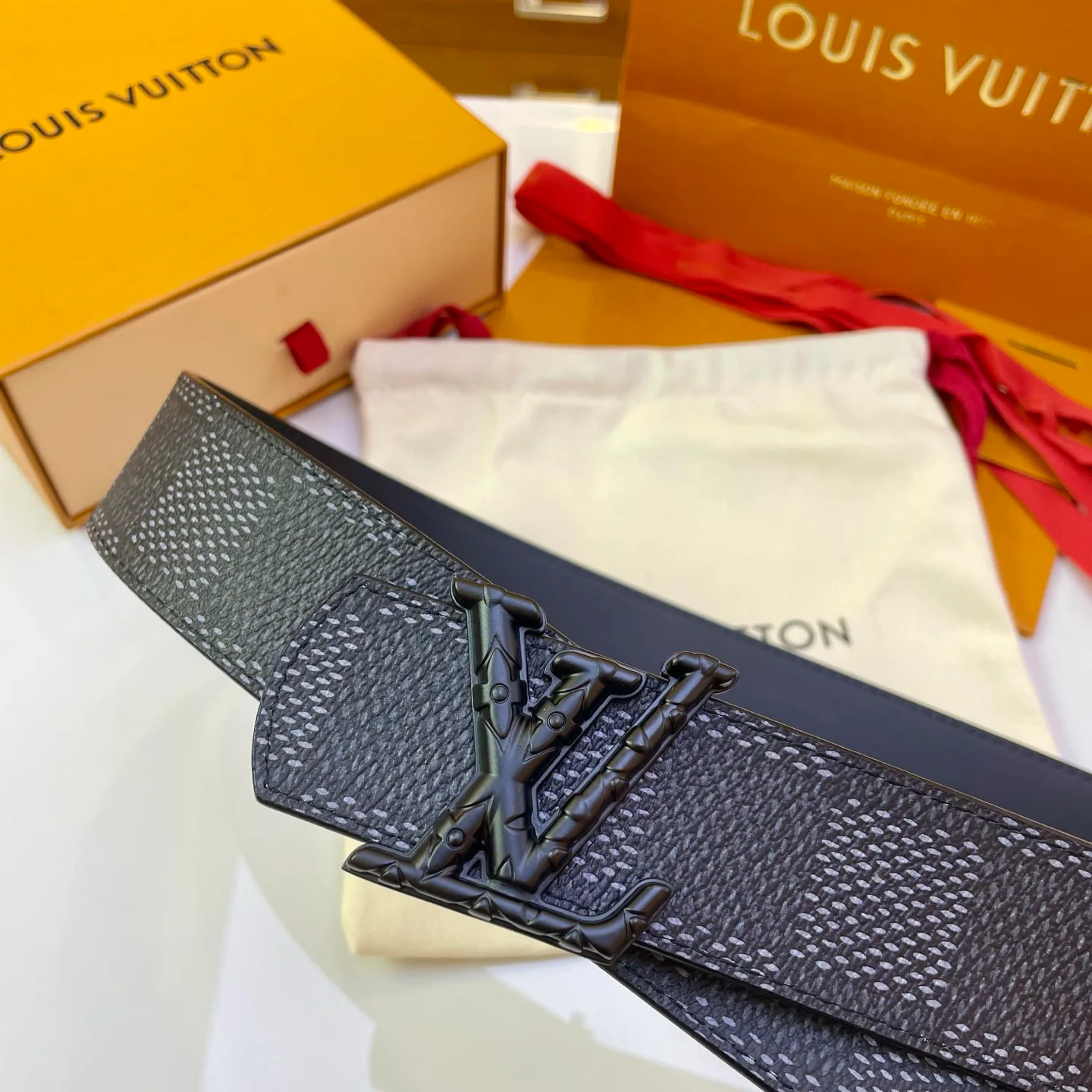 Ремни Louis Vuitton 11517958