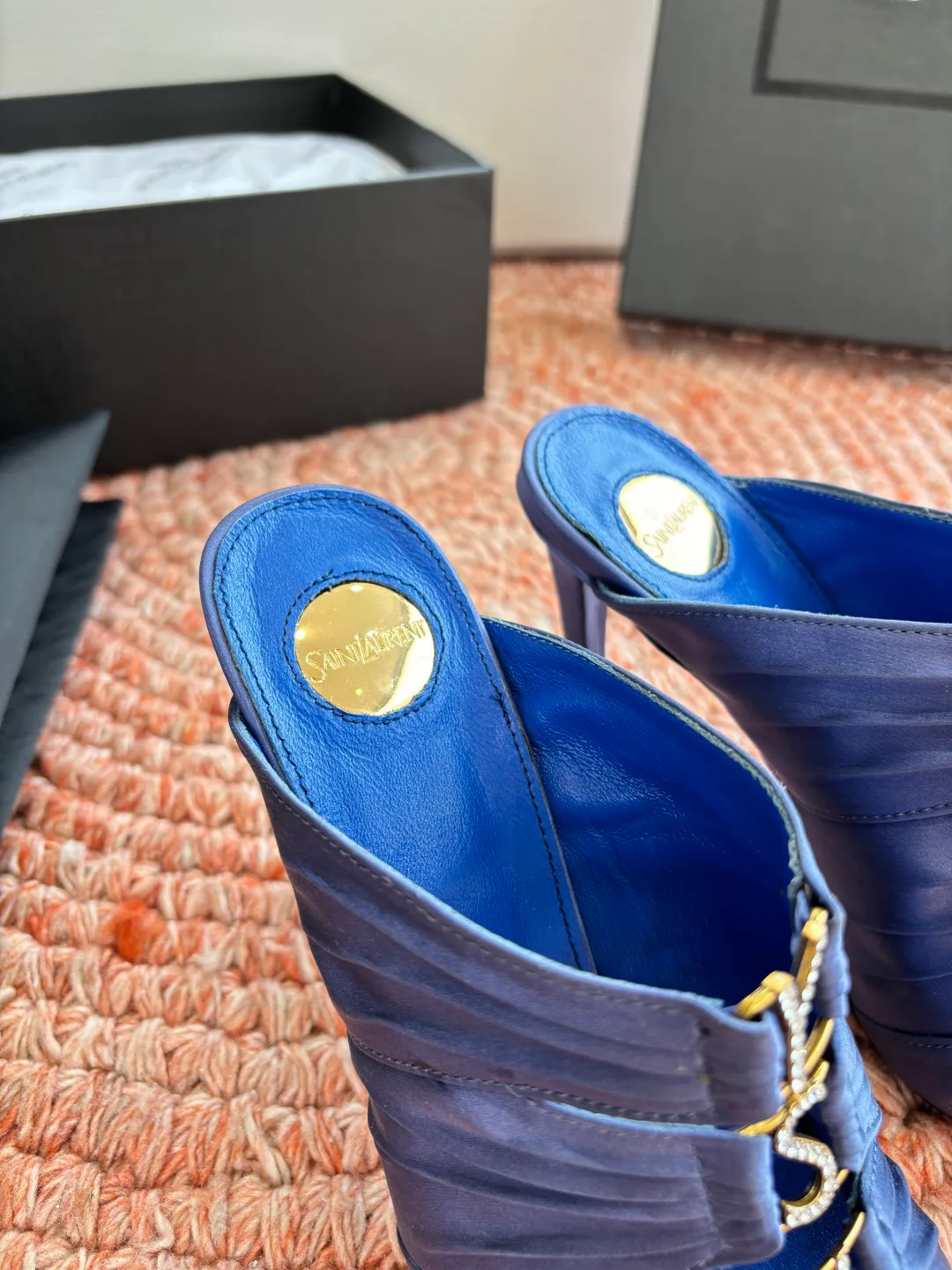 Босоножки Женские Saint Laurent 10211619