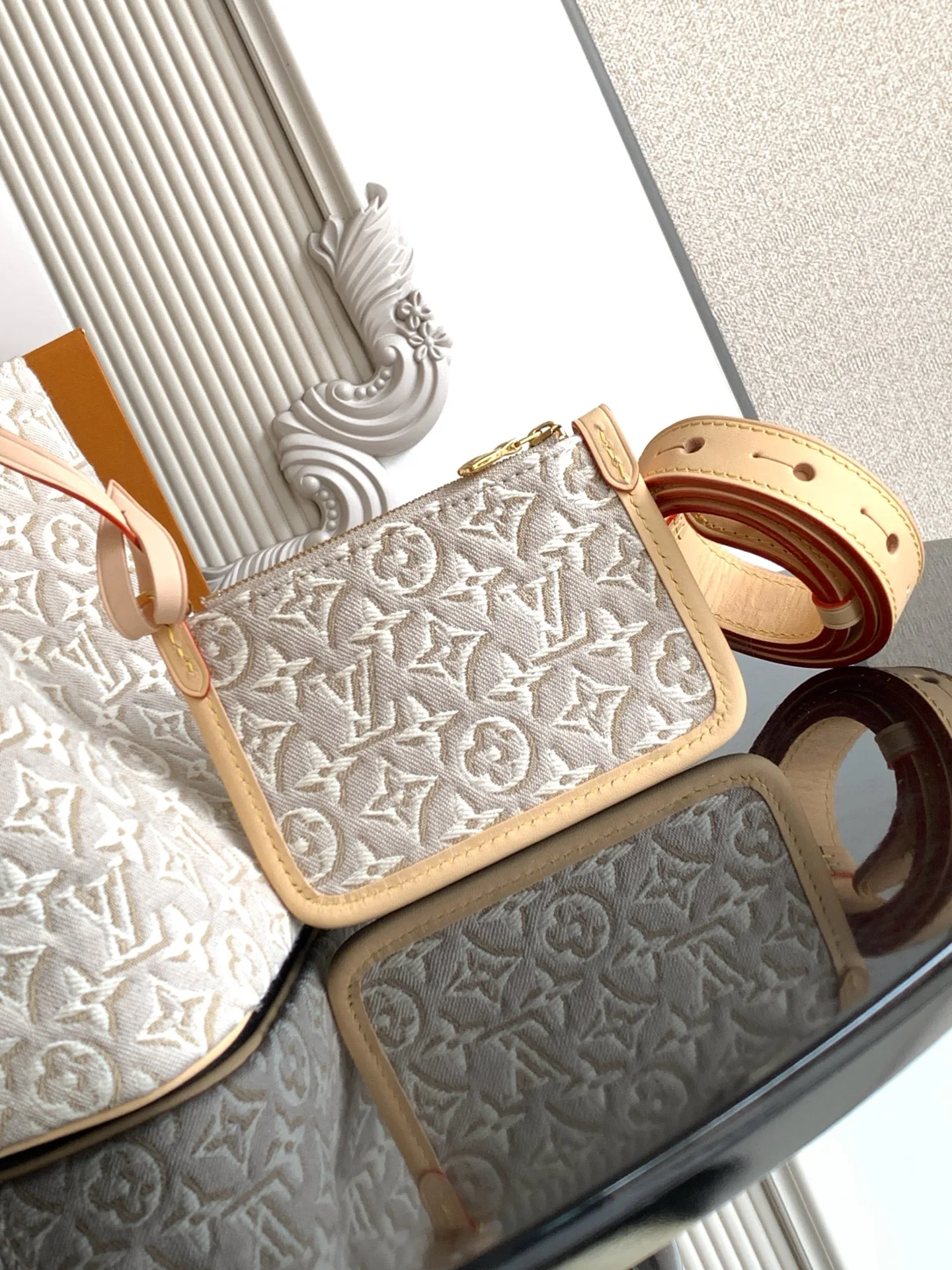 Классические Сумки Женские Louis Vuitton 17427864