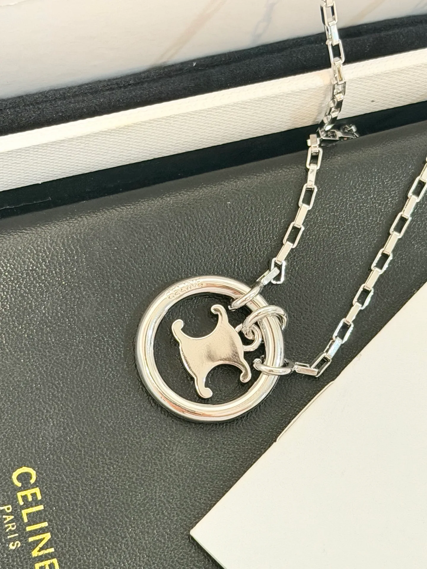 Бижутерия Celine 18123116
