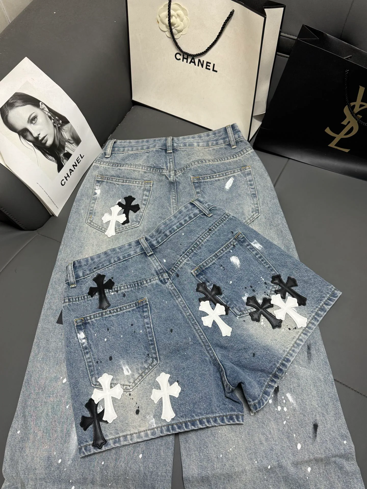 Шорты Женские Chrome Hearts 11352821