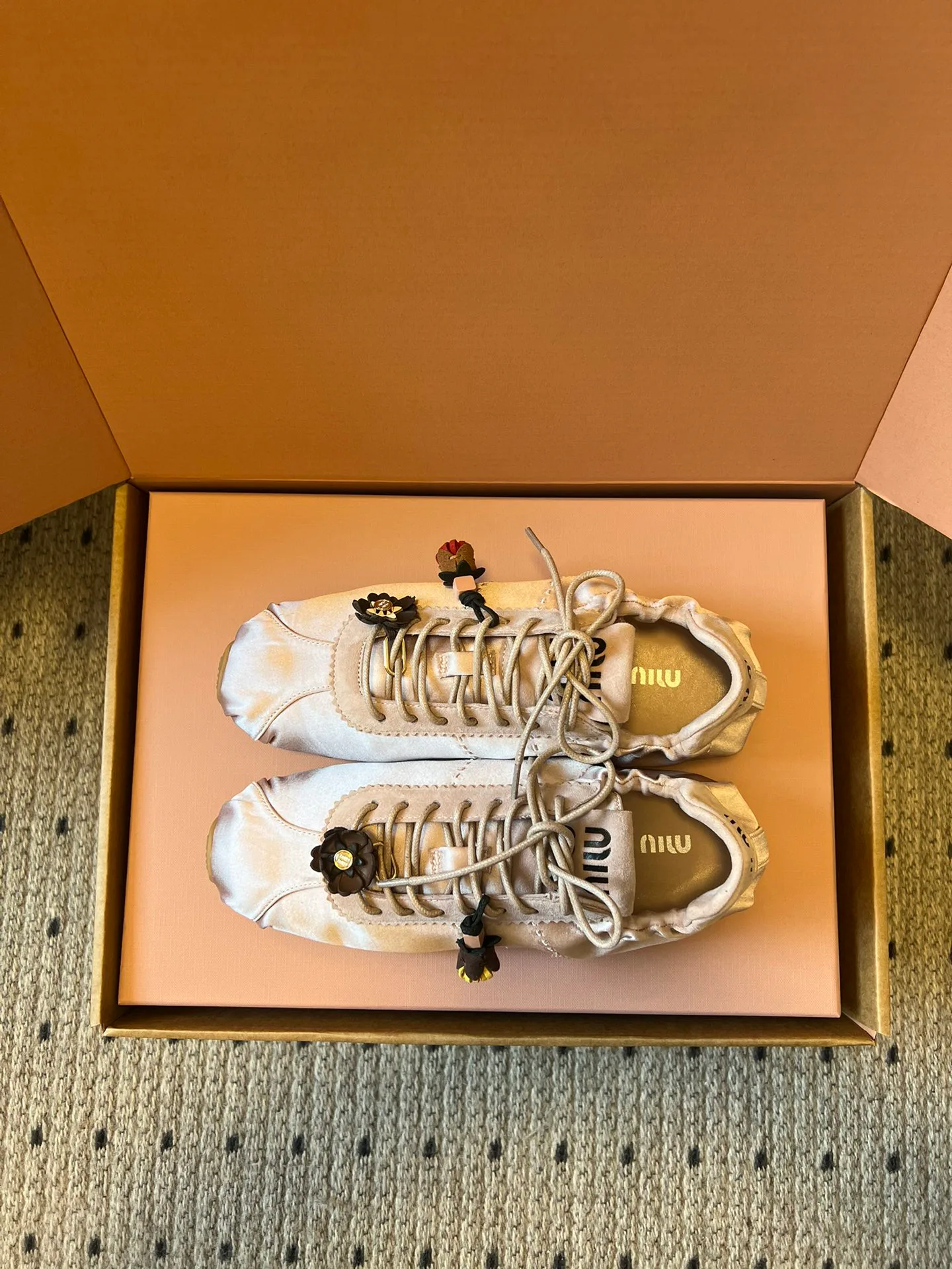 Кроссовки Женские Miu Miu 980802