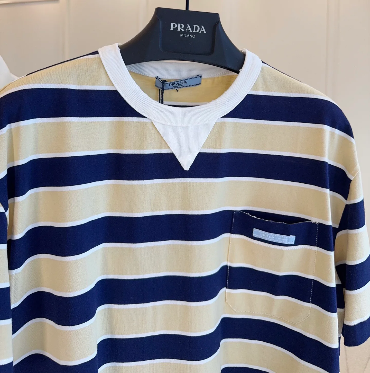 Футболки Женские Prada 5751433