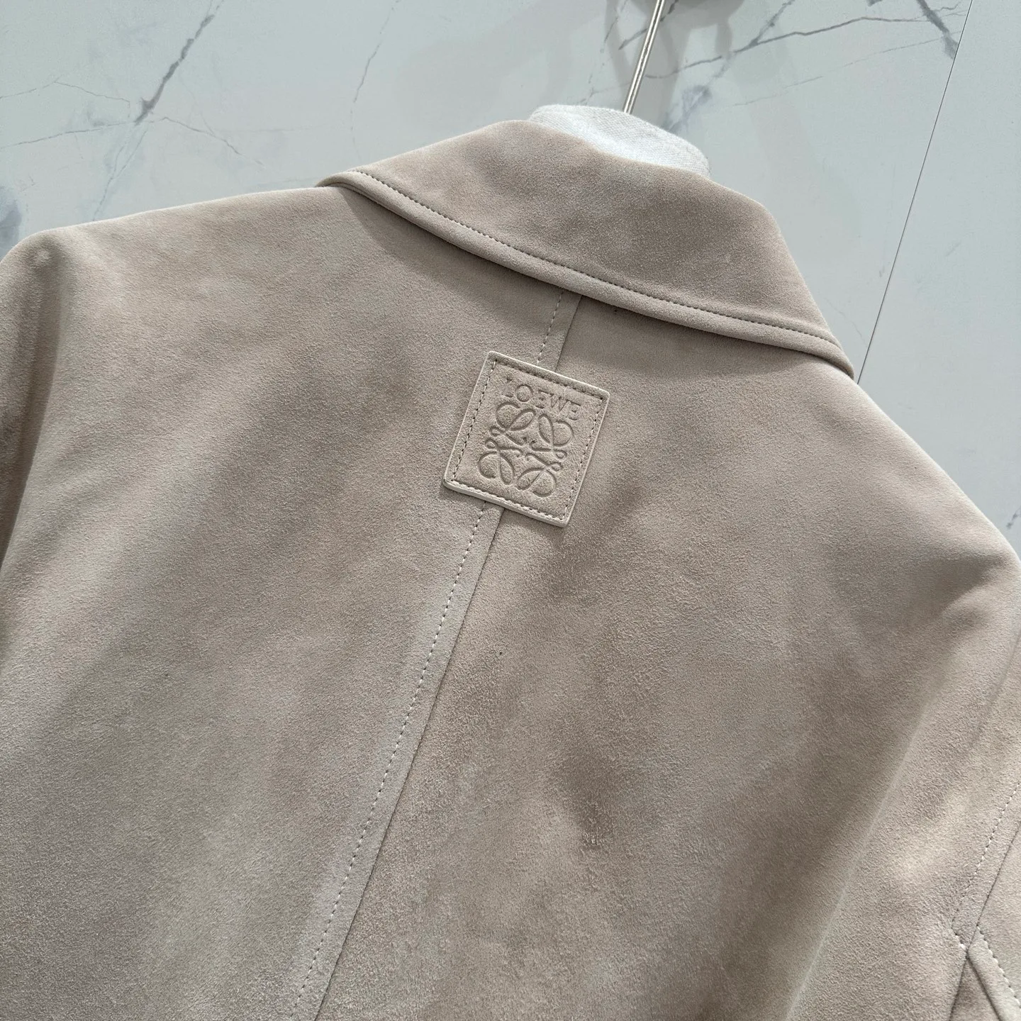 Кожаные Куртки И Дублёнки Женские Loewe 409178