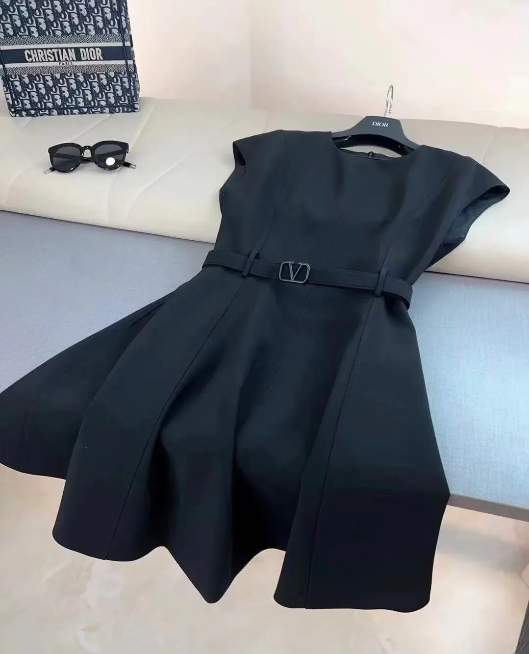 Платья Женские Valentino 17340570