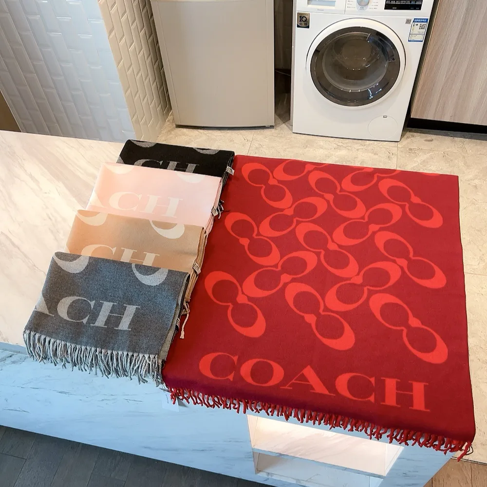 Шарфы Coach 18105107