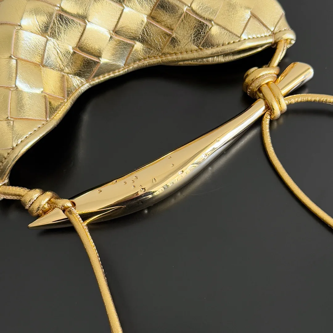 Сумки На Ремне Женские Bottega Veneta 12788294