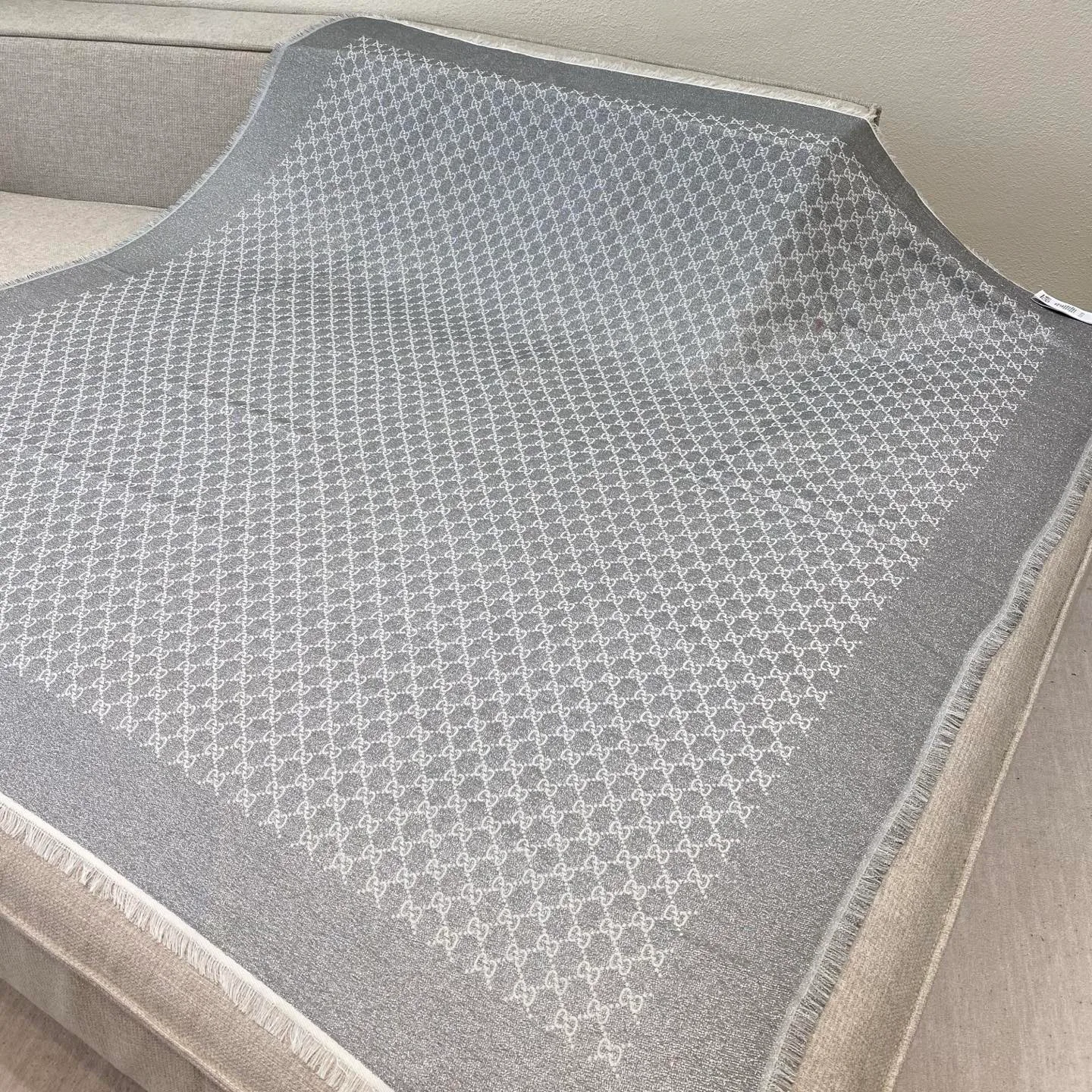 Шарфы Gucci 401864