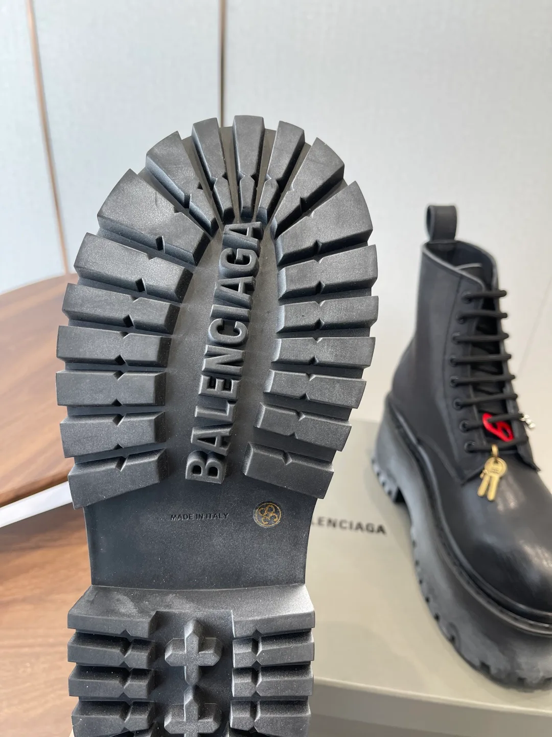 Ботинки Женские Balenciaga 1592824