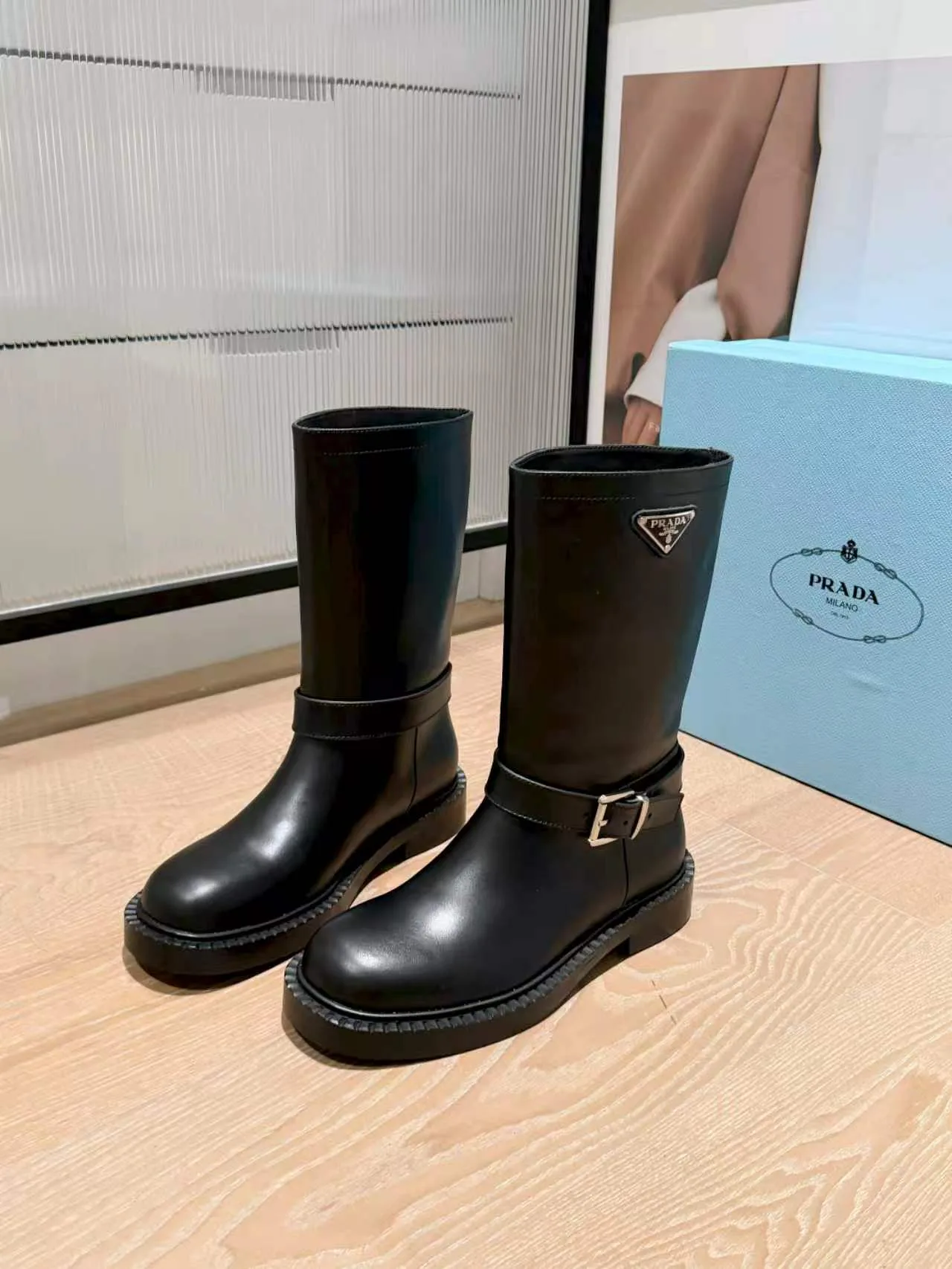 Сапоги Женские Prada 17957188
