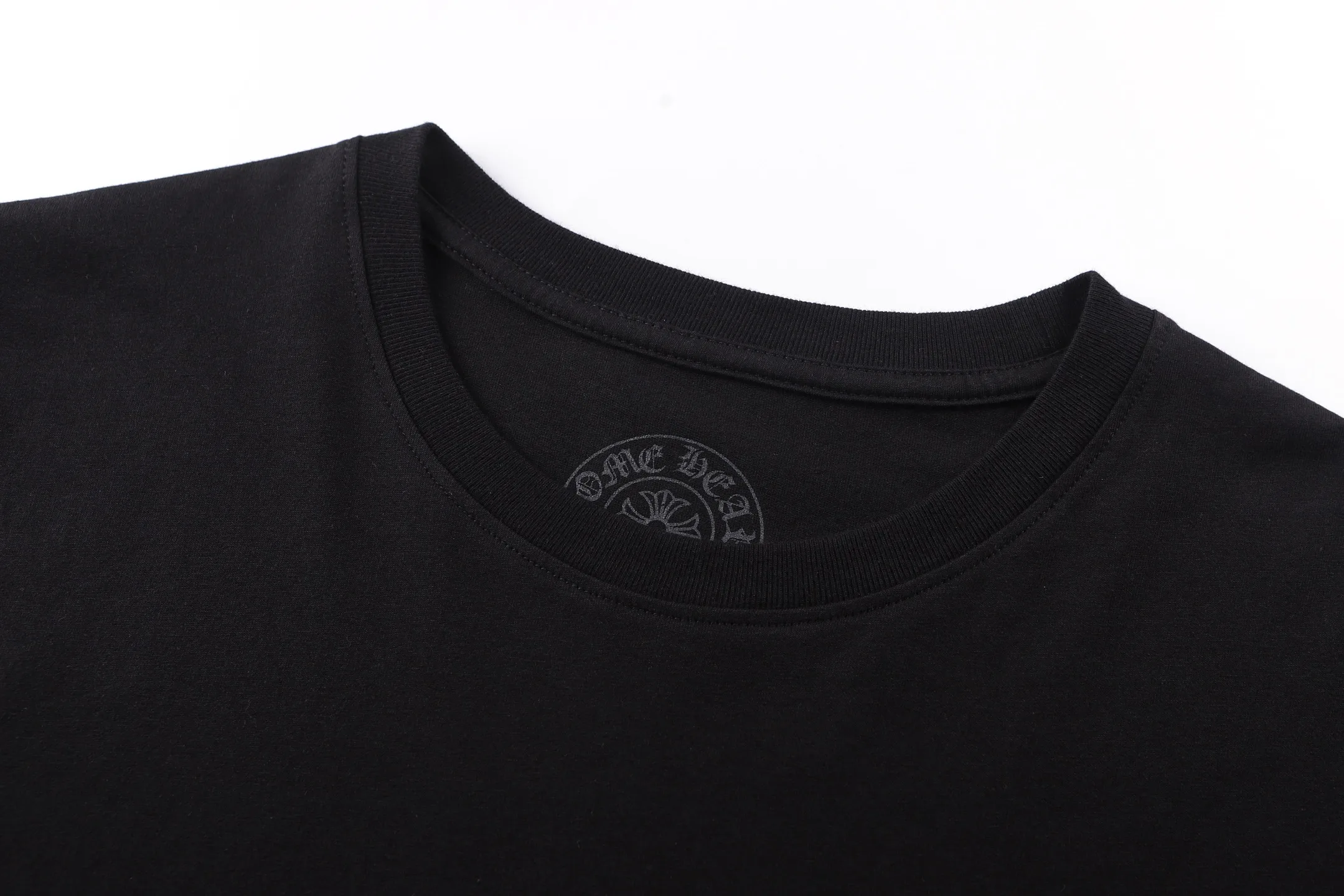 Футболки Женские Chrome Hearts 11699261