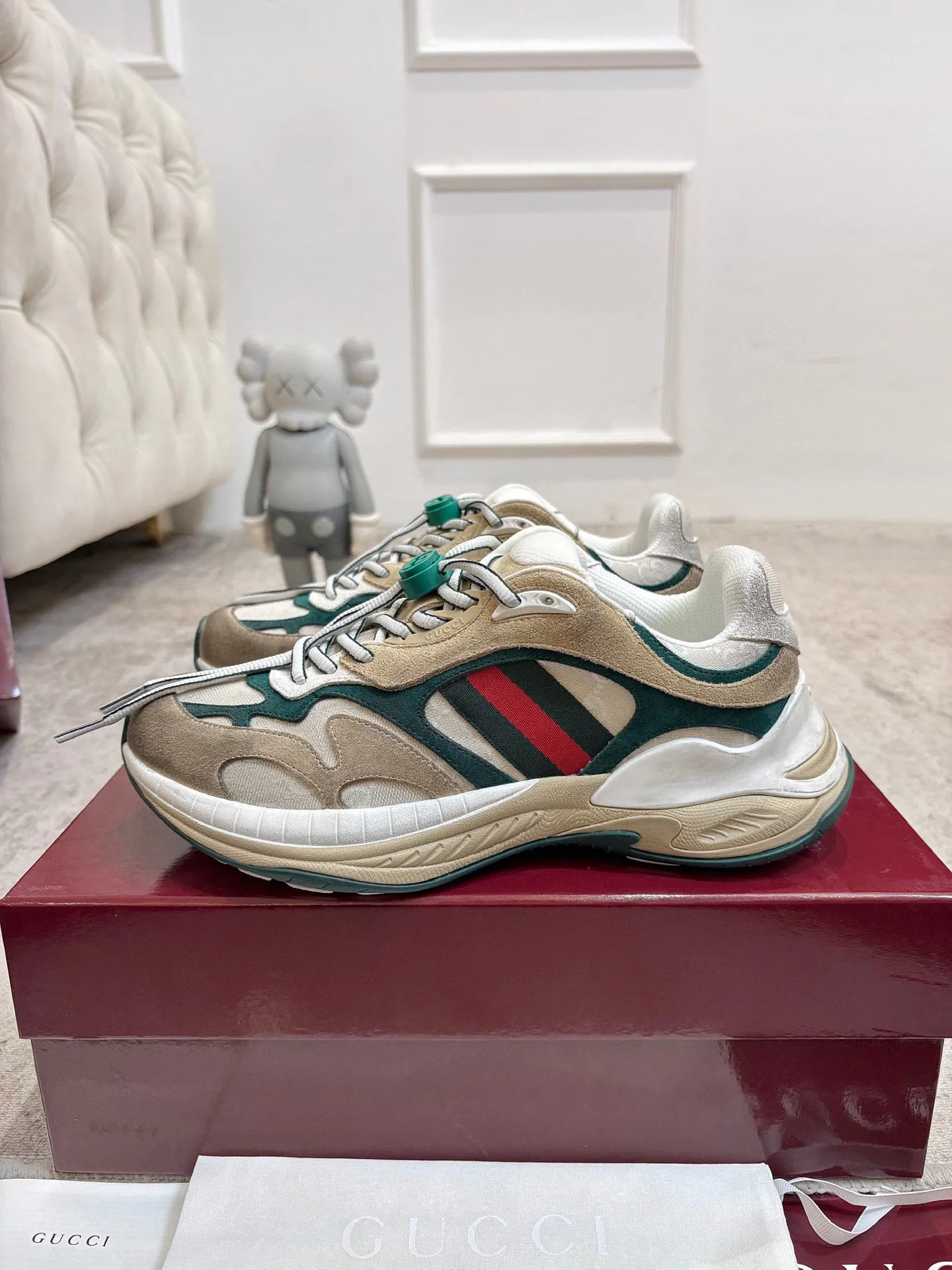 Кроссовки Женские Gucci 11918090