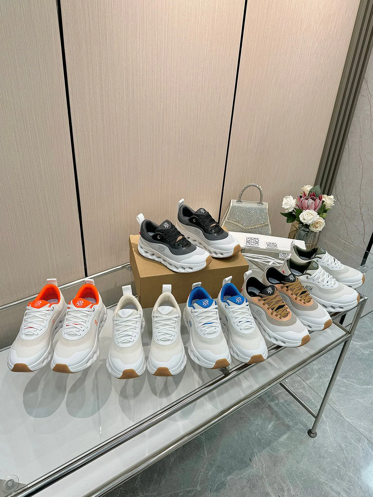 Кроссовки Женские Loewe 16936894