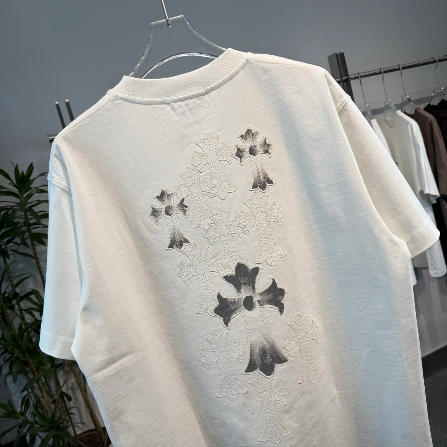 Футболки Женские Chrome Hearts 5059350