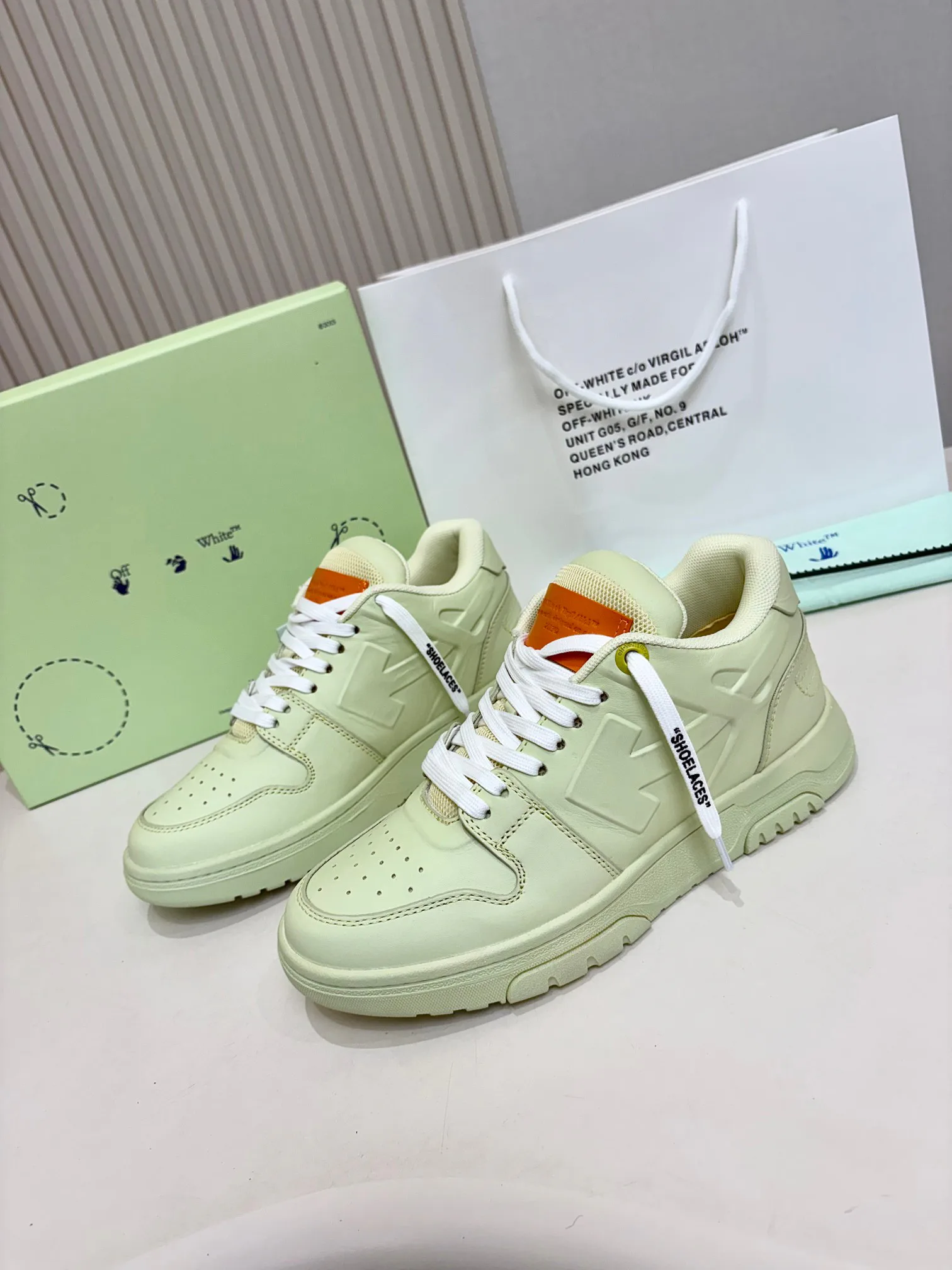 Кроссовки Женские Off-White 18158690