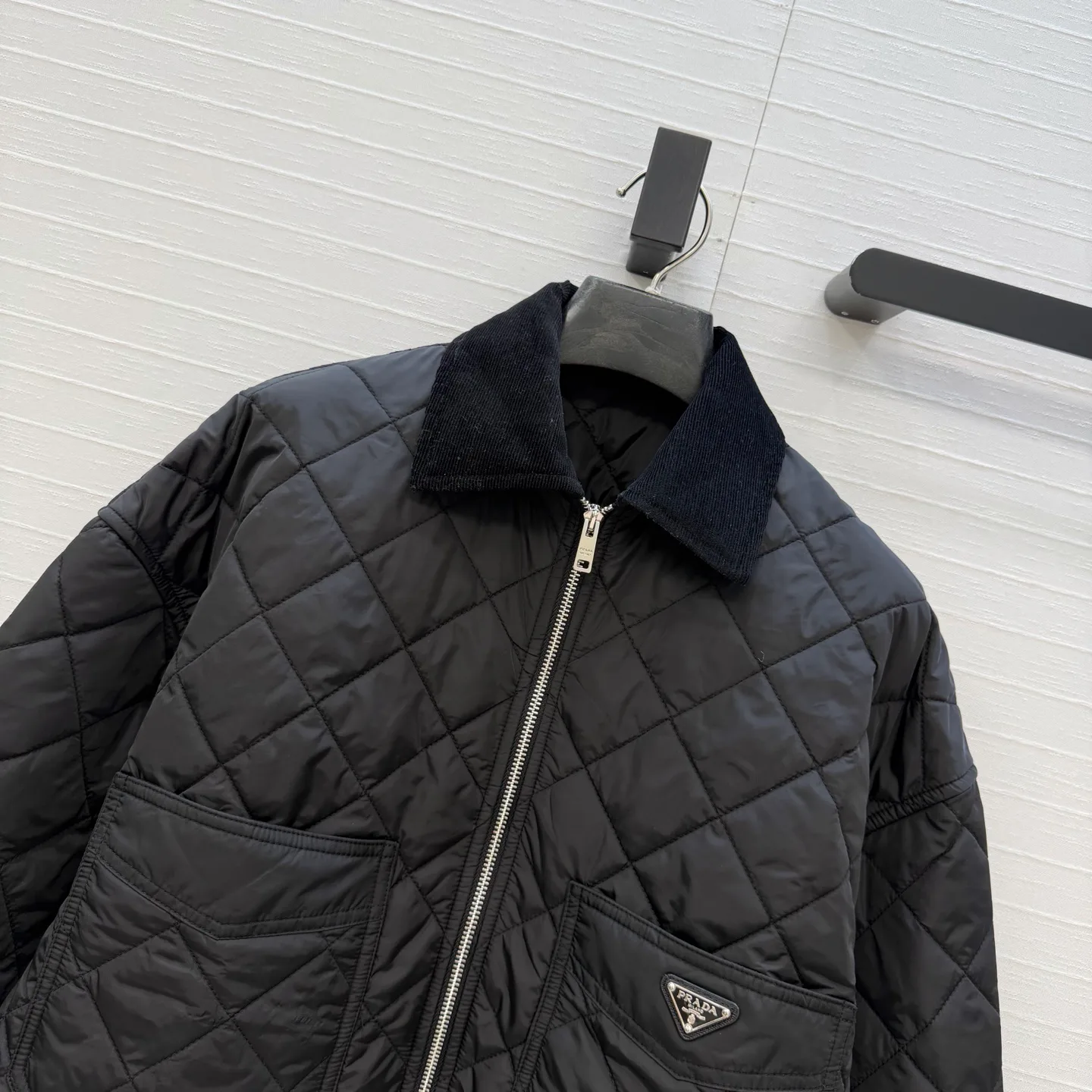 Куртки И Пуховики Женские Prada 18905010